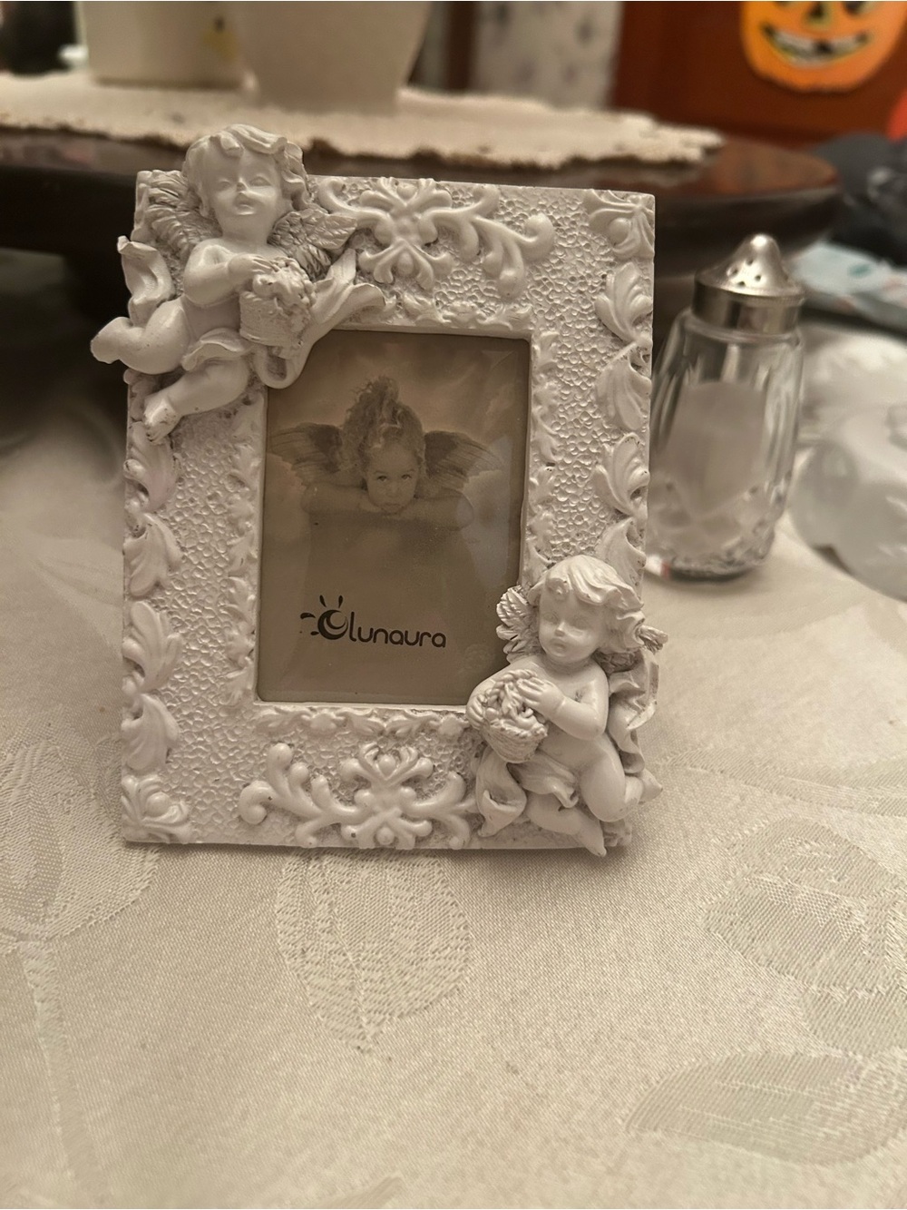 Vintage rustic shabby chic white cherub picture frame